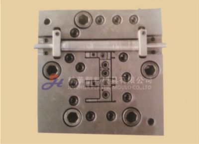 Extrusion Mould